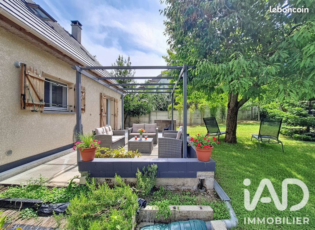 Maison 5 pièces 110 m² · à Nanteuil-lès-Meaux · 110 m² · 339 000 €