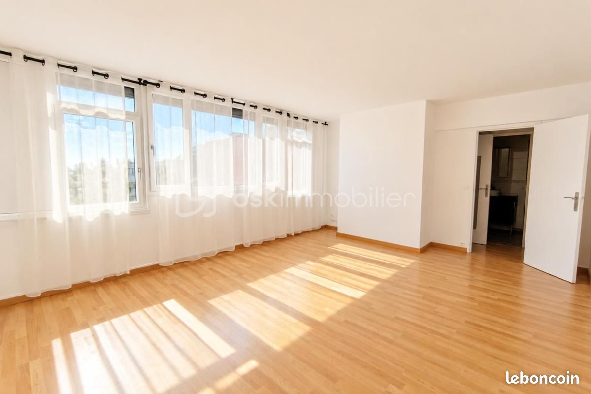 Appartement 3 pièces 65 m² · à Guyancourt · 65 m² · 230 000 €