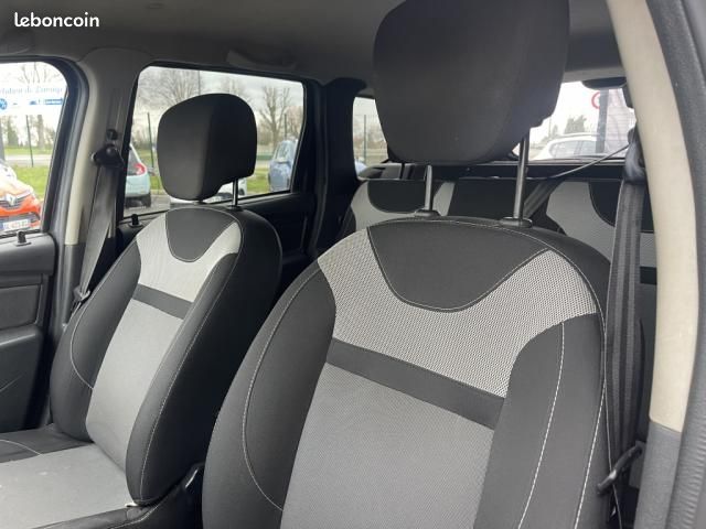 Dacia Duster dCi 110 4x2 Prestige Edition 2016 (image 14)