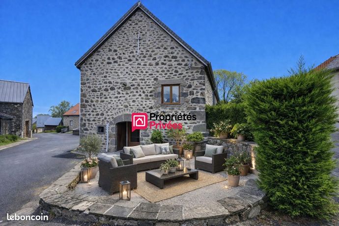 Maison 6 pièces 300 m²