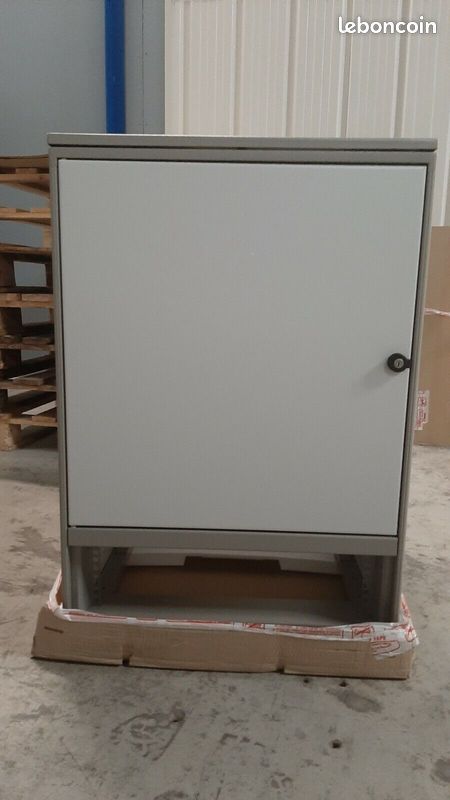 Baie 19" 16U Schroff 20230468-C (image 1)