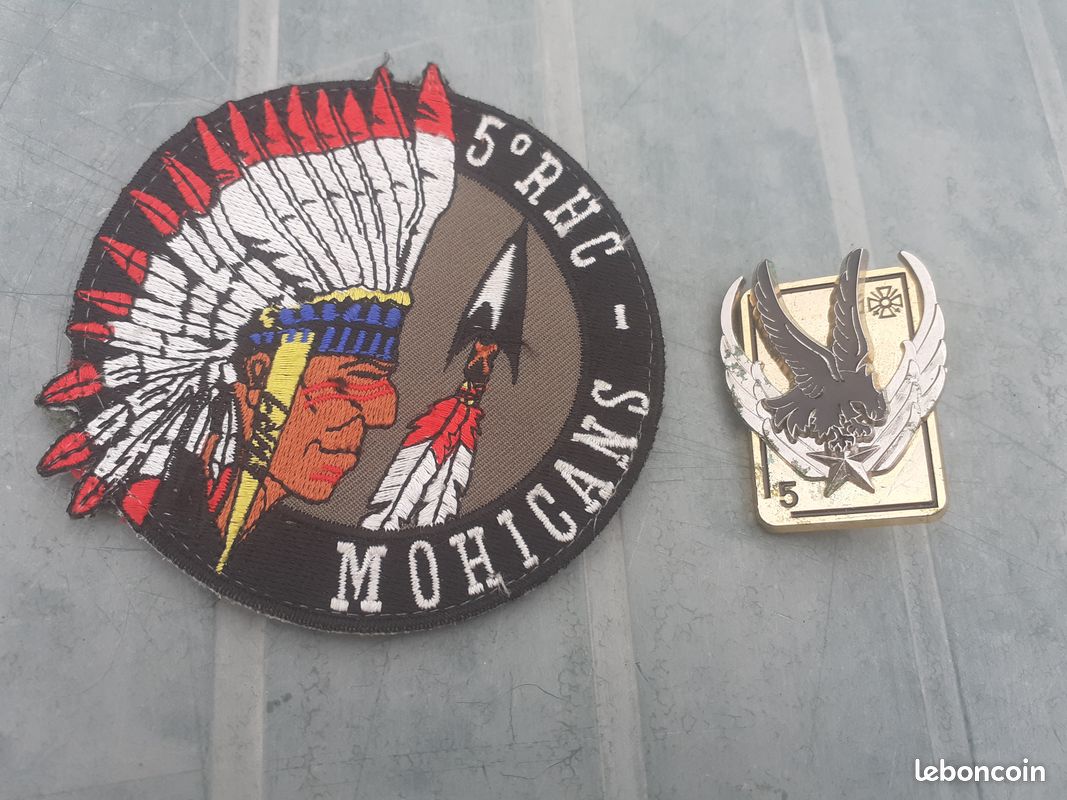 Patch Brodé Colibri HE-25 - Motif Hélicoptère Ovale Noir/rouge, Thermocollant Ou à Coudre