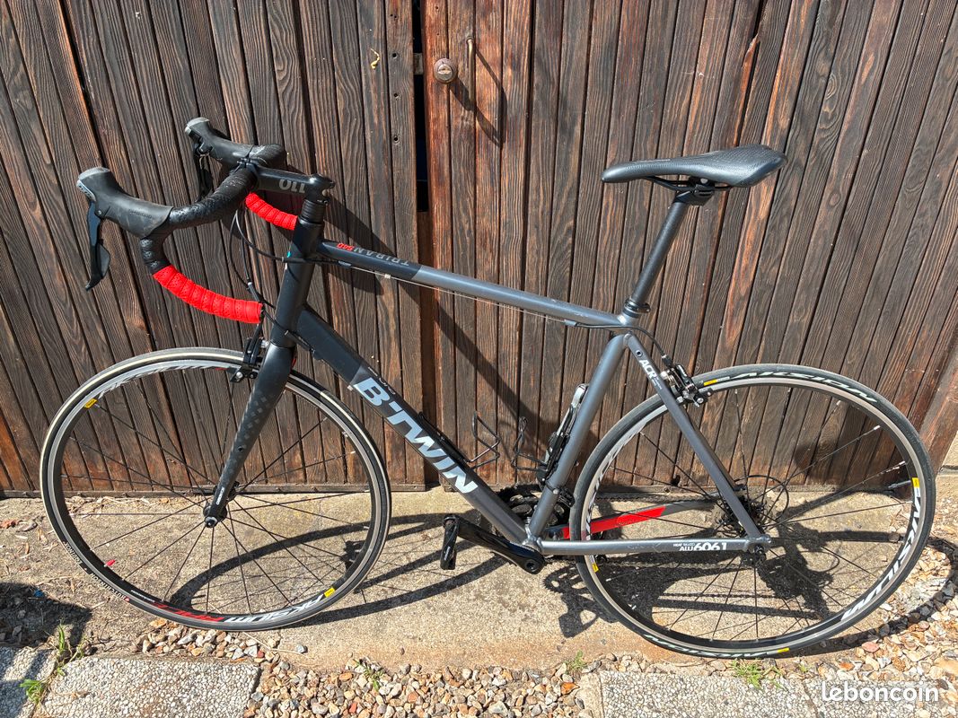 Vélo route Triban 540 (image 1)