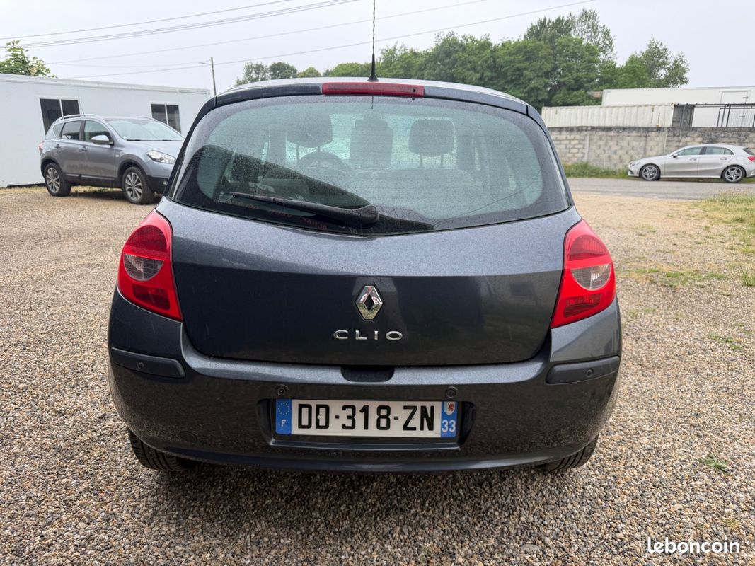 Renault CLIO III Expression Quickshift (image 4)