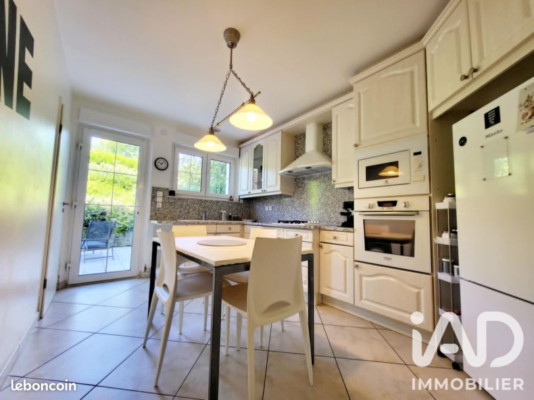 Maison 5 pièces 141 m² (image 12)