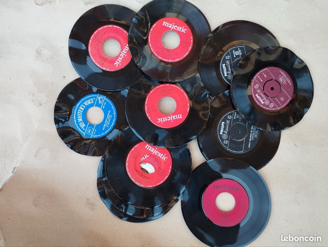 Vinyles illisibles pour déco seulement (image 1)