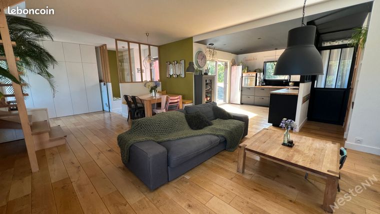 Maison 7 pièces 150 m²