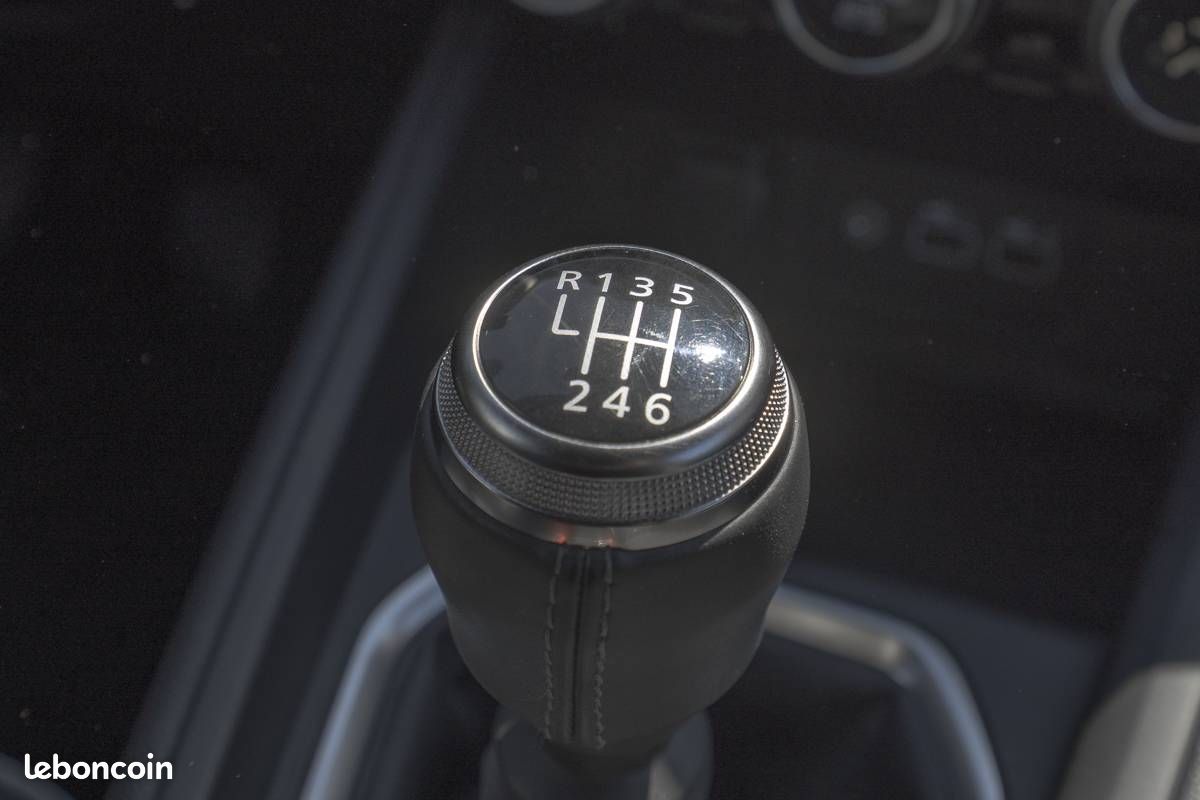 MITSUBISHI Colt 1.0 MPI-T 91 Intense (image 18)