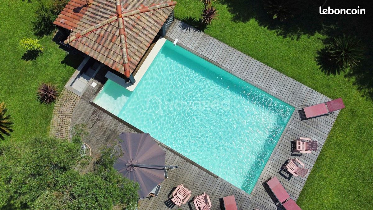 Maison 7 pièces 195 m² · à Tosse · 195 m² · 950 000 €