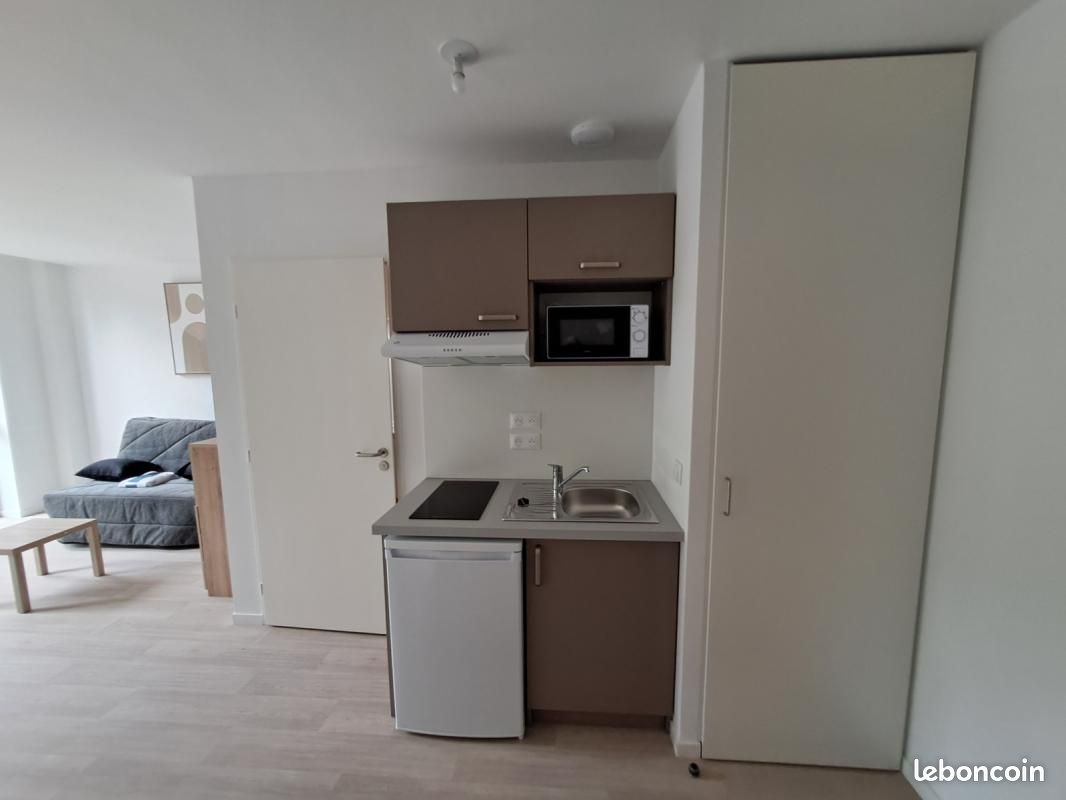 Appartement 1 pièce 27 m² · à Châlons-en-Champagne · 27 m² · 286 €