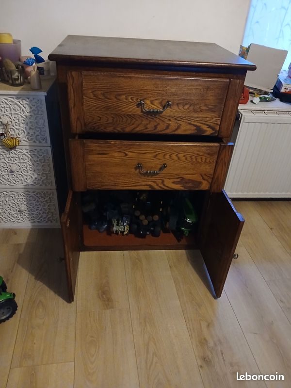 Commode (image 3)