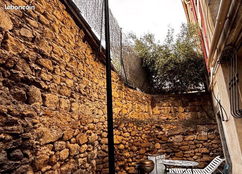 Appartement a louer salon-de-provence - 1 pièce(s) - 23 m2 - Surfyn