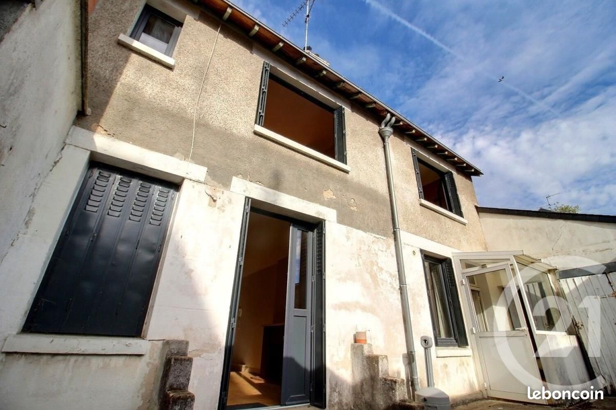 Maison 3 pièces 133 m² · à Vendôme · 133 m² · 140 000 €