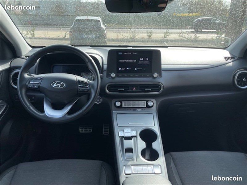 HYUNDAI KONA 64kw (image 3)