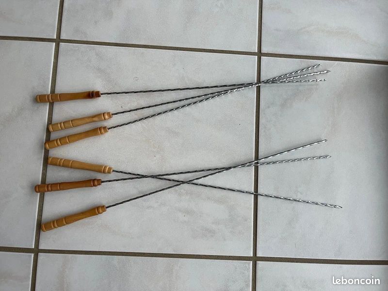 6 Pics neufs pour brochettes (image 1)
