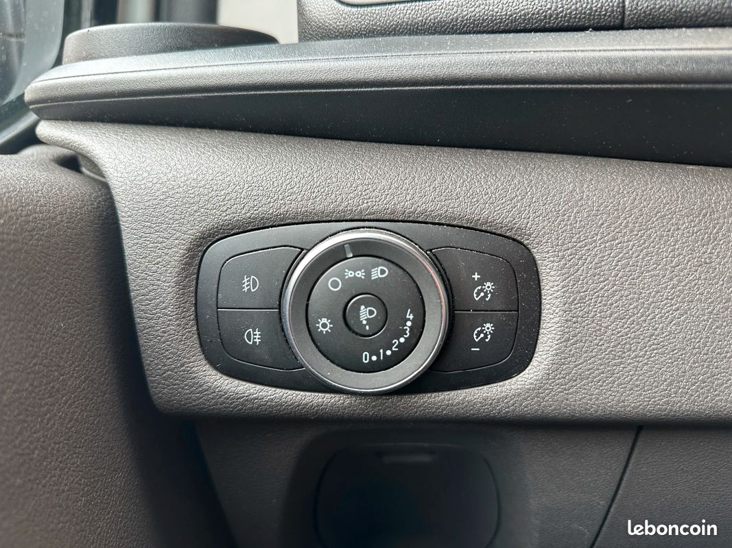 FORD TRANSIT CUSTOM KOMBI 340 L2H1 2.0 EcoBlue 130 Trend Business TPMR CG 28880 (image 16)