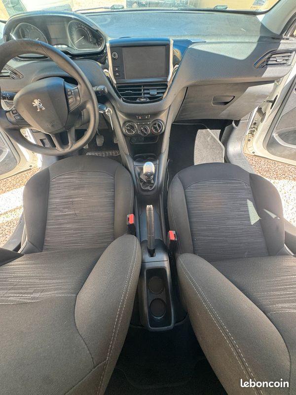 Peugeot 208 II Phase 2 - 1.5 BlueHDi 102 ch - garantie 6 mois [Distribution faite pour la vente, CT OK] (image 3)