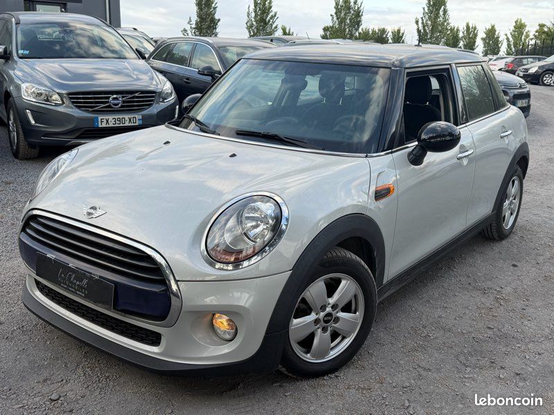 Mini Cooper 1.5 d 116 cv 5 portes (image 2)
