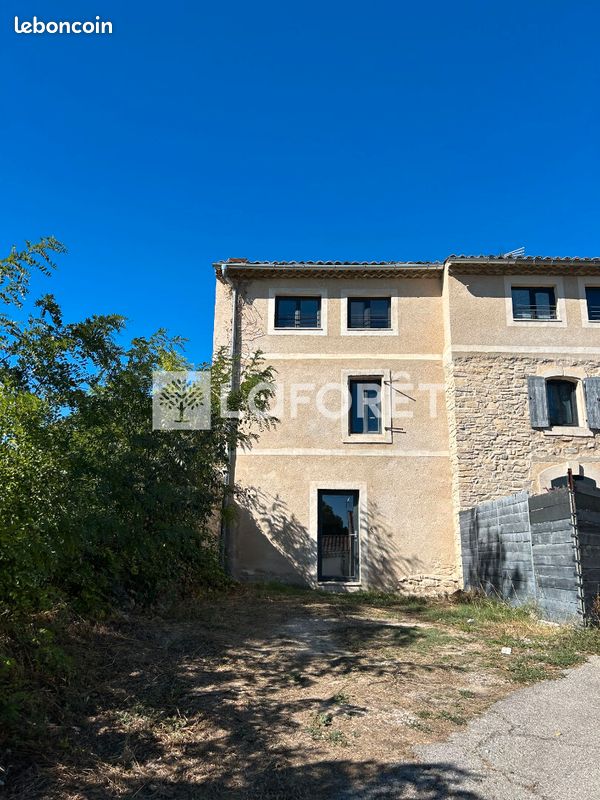 Maison 3 pièces 56 m² · à La Fare-les-Oliviers · 56 m² · 950 €/mois