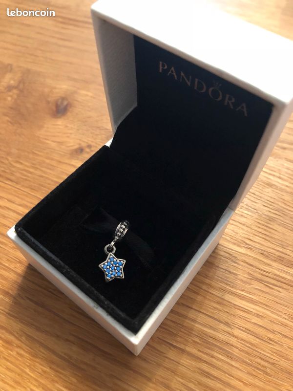 Charm pandora étoile bleu (image 1)