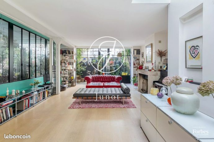 Maison 6 pièces 166 m² — 3