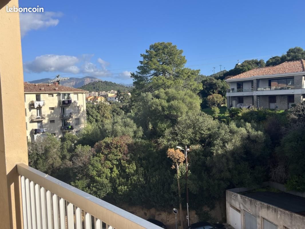 Appartement 2 pièces 45 m² · à Ajaccio · 45 m² · 830 €/mois