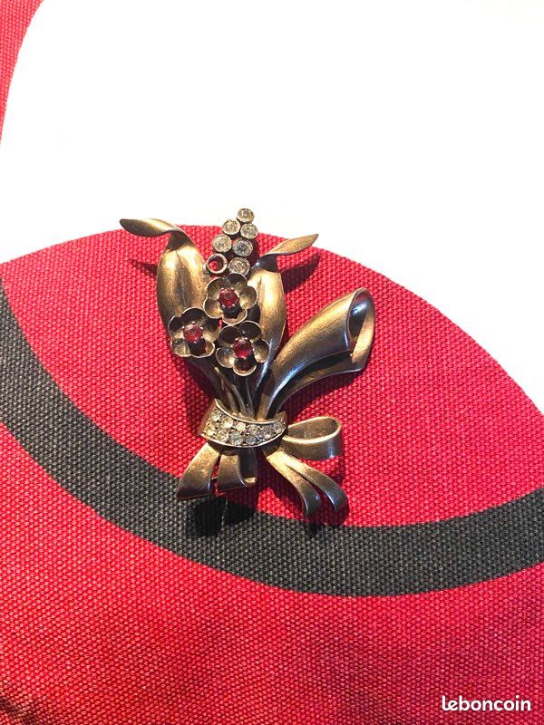 Broche Ancienne Plaquée Or - Vintage, élégante, à Porter Au Quotidien