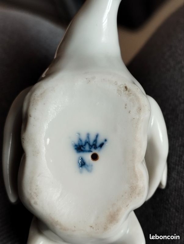 Porcelaine de Capodimonte poule et coq en action (image 7)