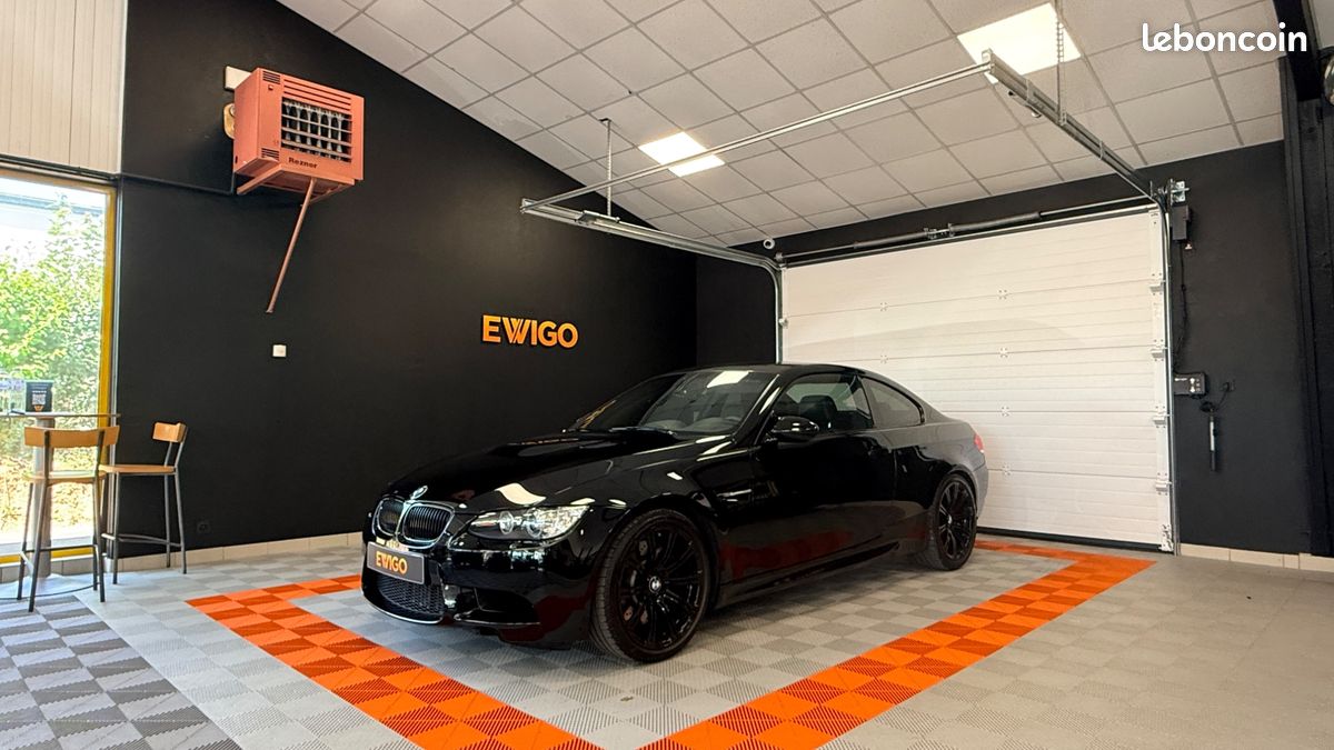 BMW M3 4.0 V8 420CV (E92) EDITION LIMITE BLACK AND WHITE (707 EXEMPLAIRES) BOITE DKg (image 1)