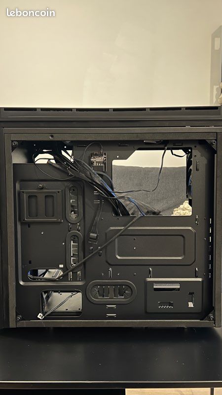 Boitier PC / 5 ventilateurs & watercooling (image 7)