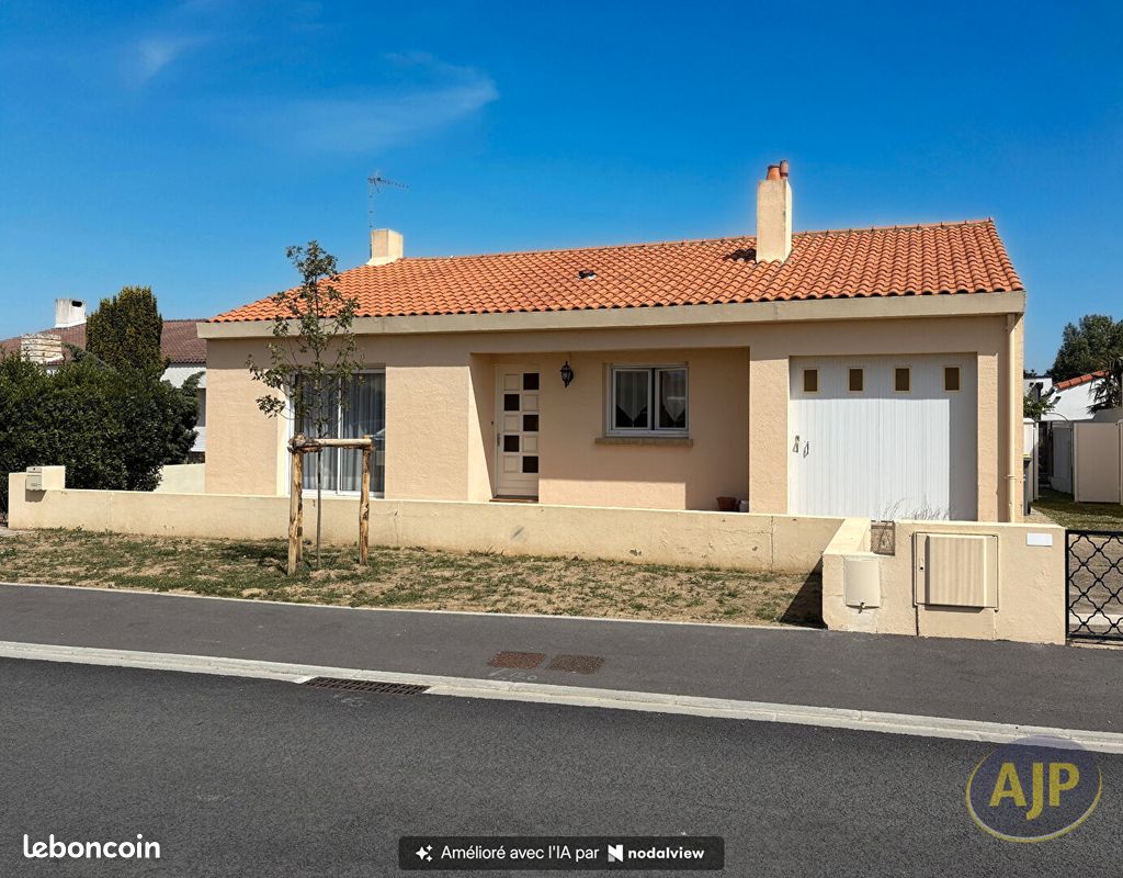 Maison 4 pièces 103 m² · aux Sables-d'Olonne · 103 m² · 371 350 €