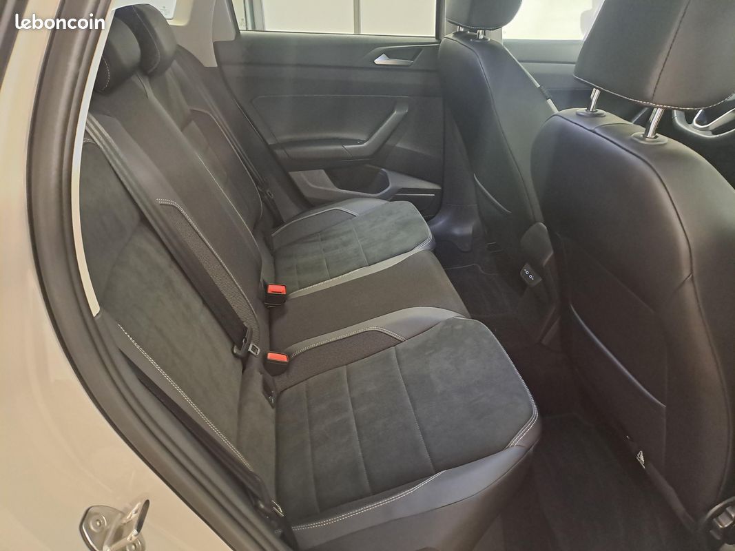 VOLKSWAGEN Taigo 1.0 TSI 110 DSG7 Style (image 21)