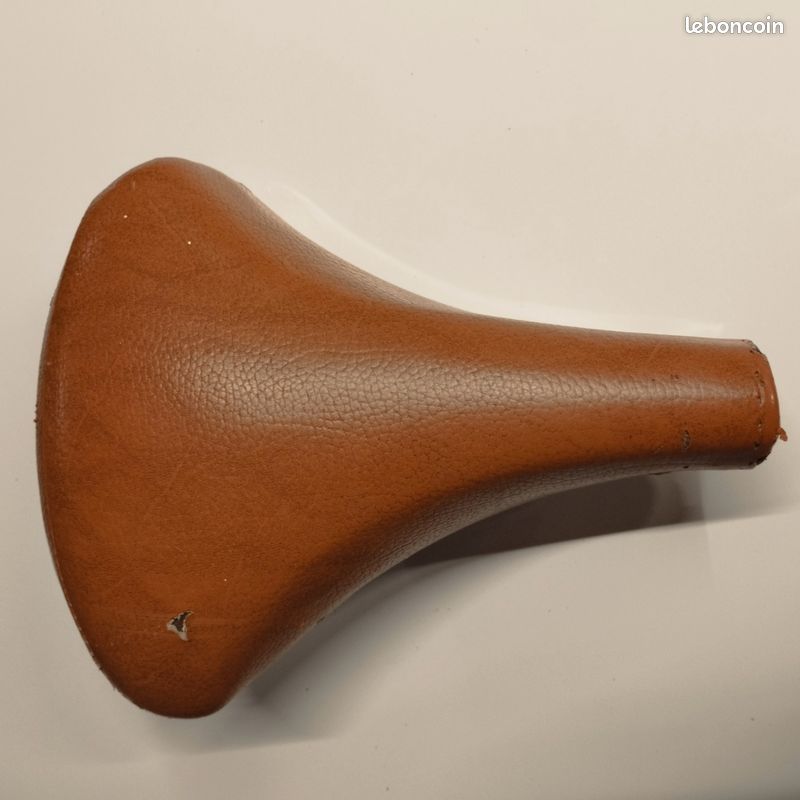 Selle De Vélo Cuir Vintage MOTOBECANE – Collection, Sport Cyclisme (occasion)