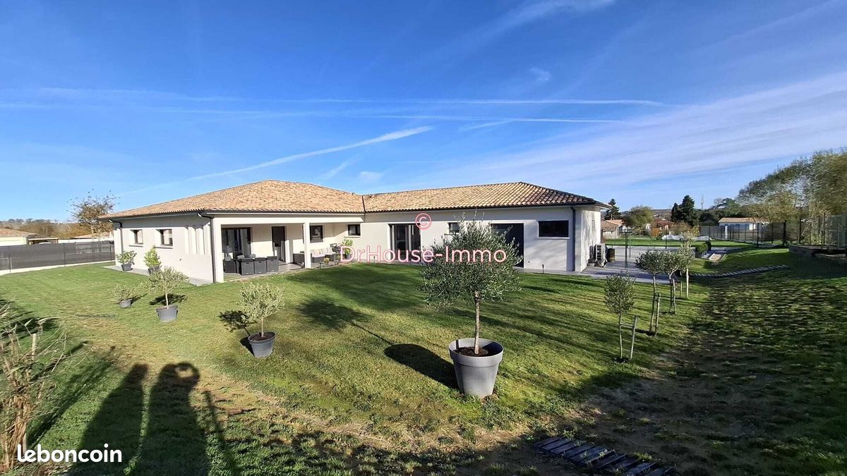 Maison 5 pièces 197 m² · à Casteljaloux · 197 m² · 539 000 €