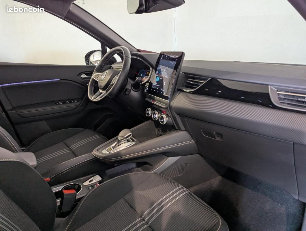 Renault Captur E-Tech full hybrid 145 Engineered (image 8)