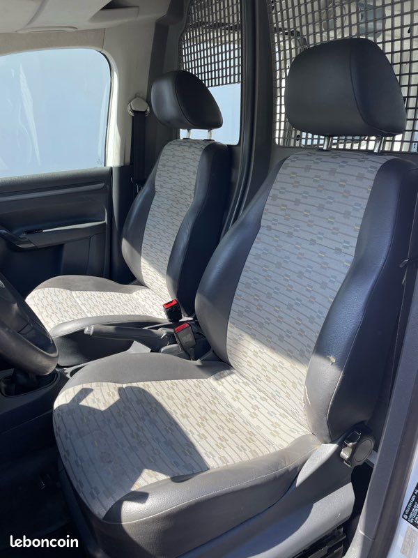 VOLKSWAGEN CADDY 1.6 TDI 105cv (image 7)