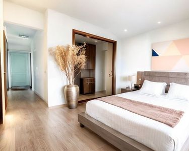 Maison 650 000 € - 179 m²