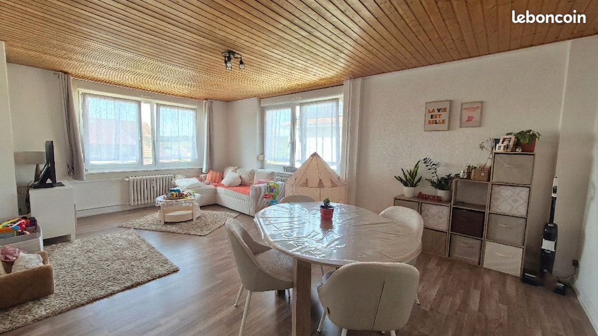 Appartement 3 pièces 84 m² · à Charquemont · 84 m² · 195 000 €