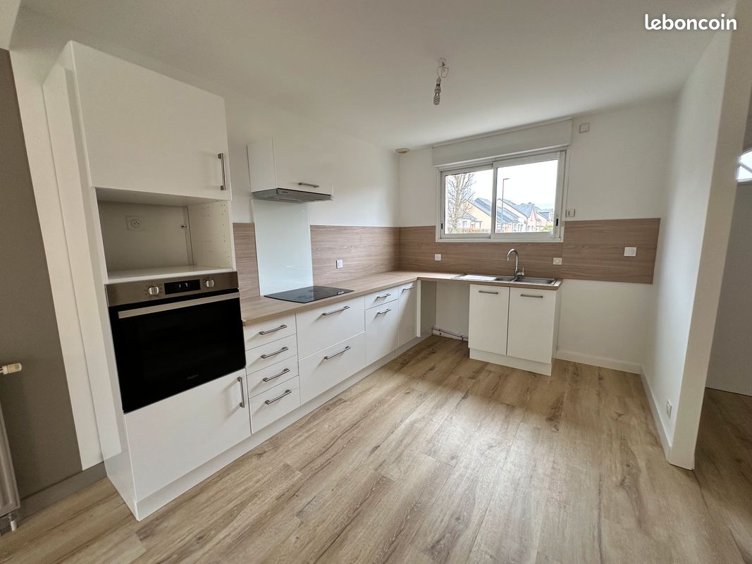 Maison 4 pièces 82 m² · à Laval · 82 m² · 907 €/mois