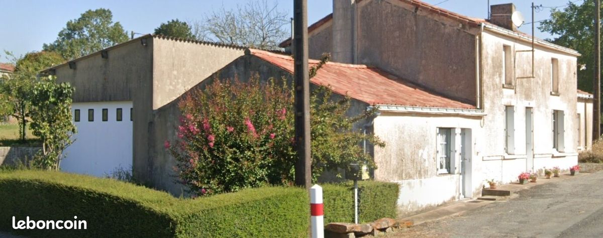 Maison 4 pièces 91 m² · au Busseau · 91 m² · 60 000 €