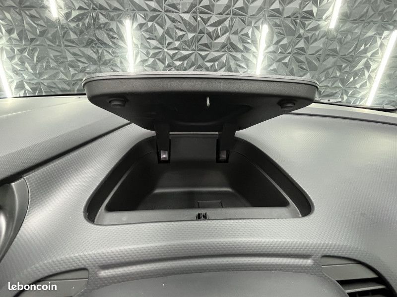 Renault CAPTUR 1.5 DCI 90CH ENERGY ARIZONA ECO² *CLIM AUTO *BLUETOOTH *REGULATEUR (image 17)
