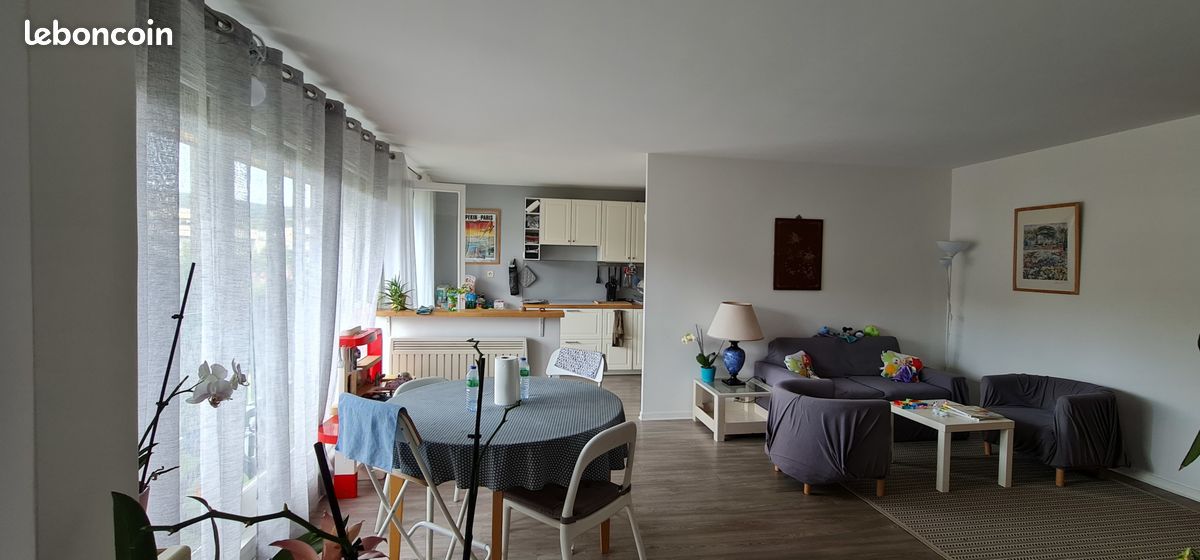 Appartement 3 pièces 90 m² · à Chamalières · 90 m² · 1 010 €
