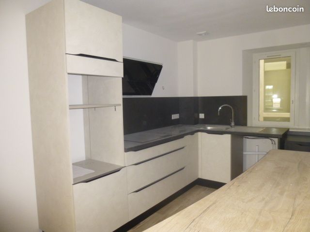 Appartement 2 pièces 97 m² · au Puy-en-Velay · 97 m² · 705 €/mois