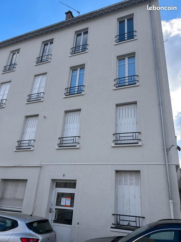 Appartement 3 pièces 52 m² · à Suresnes · 52 m² · 219 000 €