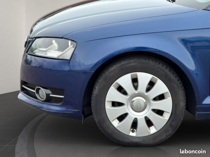 Audi A3 1.2 TFSI 105CH START/STOP ATTRACTION 5P (image 8)