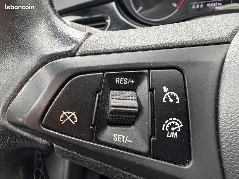 Opel CORSA AFFAIRES 1.3 CDTI 95CH ECOFLEX START/STOP PACK CLIM + REVERSIBLE 5P (image 8)