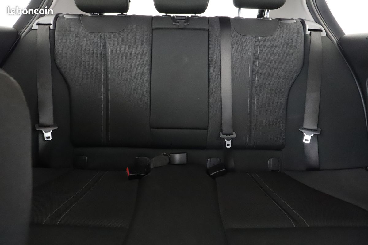 BMW Série 1 118d xDrive 5P 150 ch (image 9)