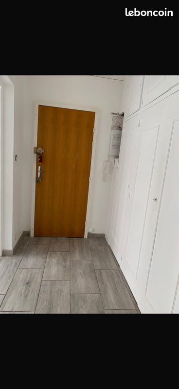 Appartement 4 pièces 79 m² · à Blois · 79 m² · 75 000 €