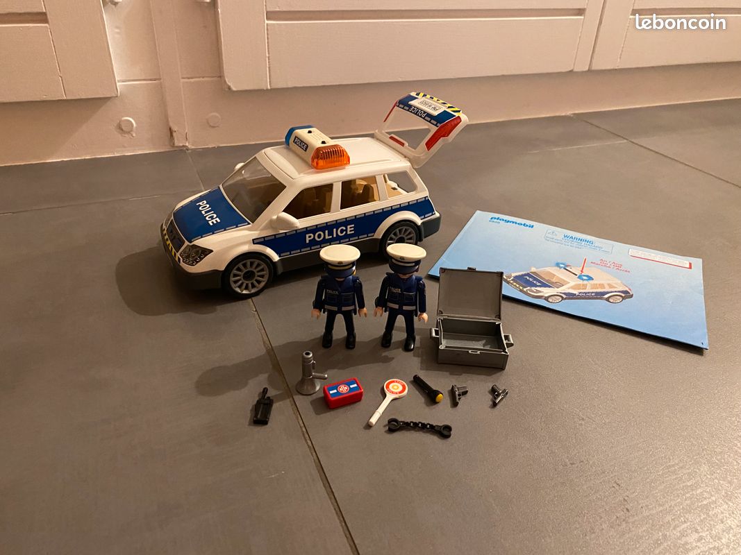 Playmobil 6920 - Voiture de policiers avec gyrophare et sirène : Achat occasion | Figurines Playmobil Plastique 4 ans - 6 ans Bon état