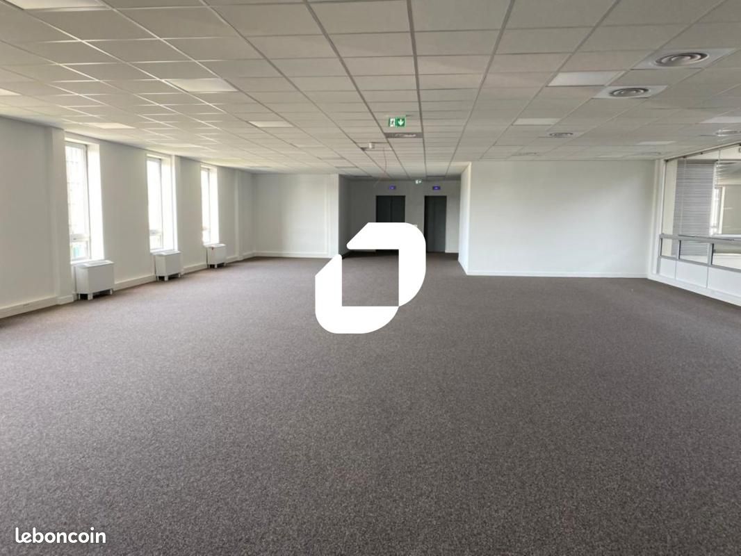 Bureau 3 176 m² (image 6)
